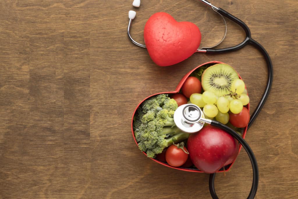 A alimentação é fundamental para combater o colesterol